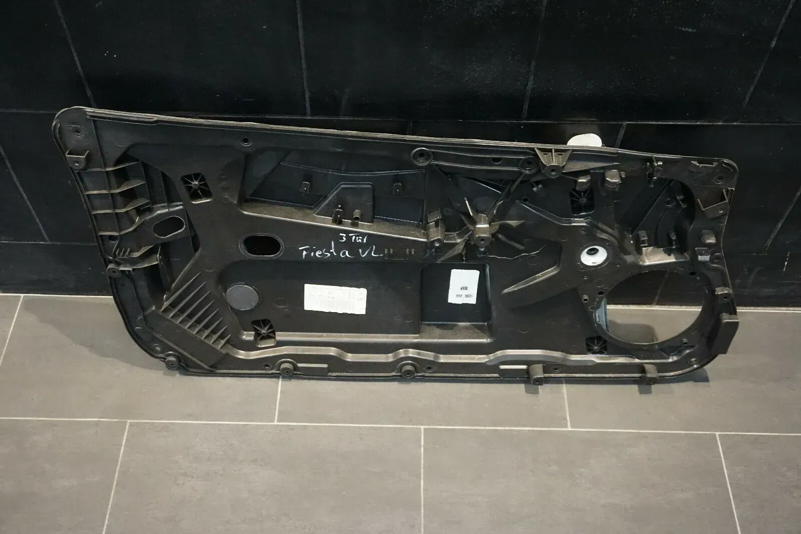 Original Ford Fiesta MK7 Fensterheber Vorne Links 3 Tür Türig C1BBB045H17AD - Bild 1