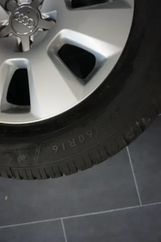 Audi A6 4G 16 Zoll Alufelgen Felgen Winterreifen 225/60 R16 4G0601025 - Bild 7