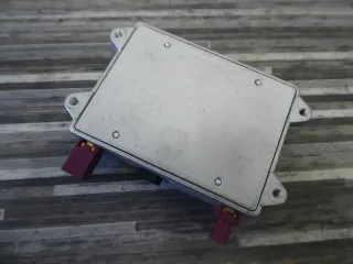 Details zu  ORIG Audi A4 8E A6 4E R8 Handy Signalverstäker Verstärker Compenser - Bild 2