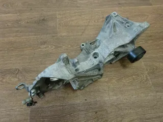 Audi A4 8K A5 2.0TDI VW Skoda Aggregatenträger Halter Lichtmaschine 03L903143R - Bild 1