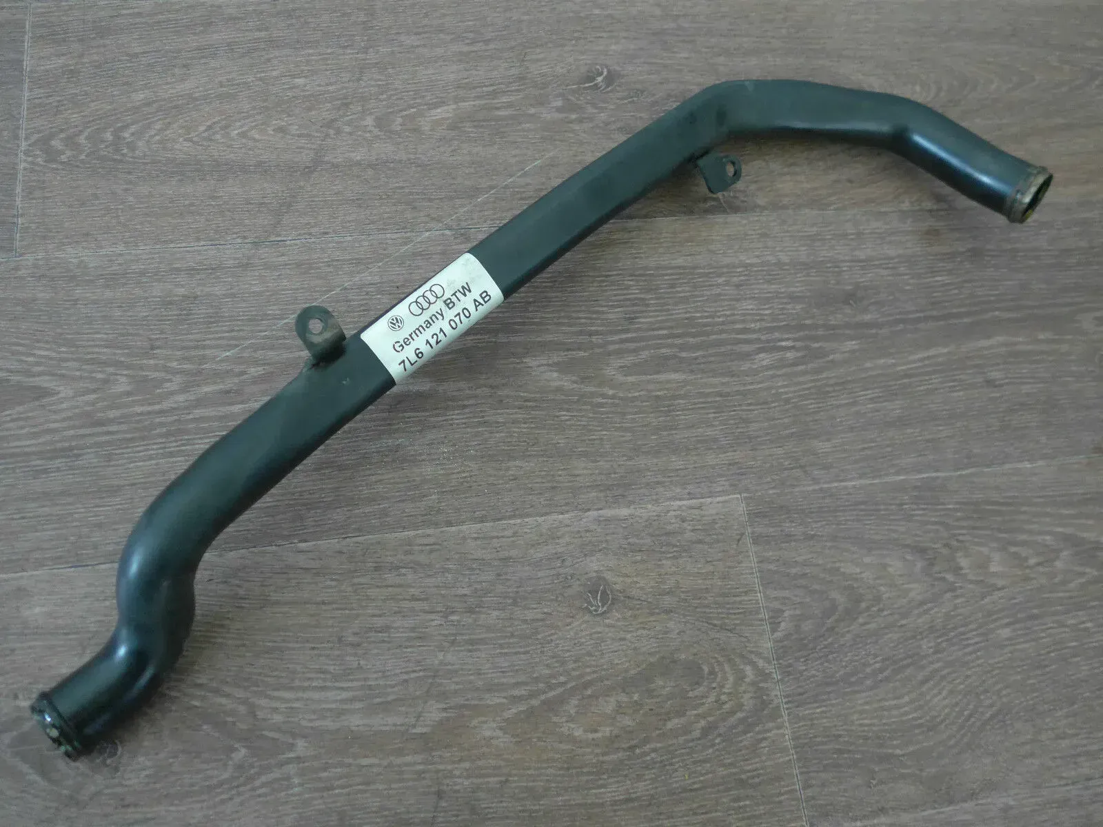 7l6121070 AB VW Touareg Wasserrohr - Bild 1