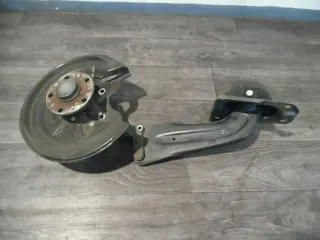 Radnabe HR Achsschenkel VW Golf V 5 GTI 1k0505226H Seat Leon FR Radlagergehäuse - Bild 1