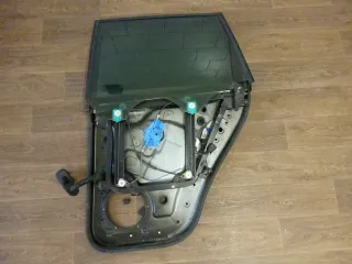 VW Touareg 7L Türblech Innen Hinten Links m. Lautsprecher 7L6839729E - Bild 2