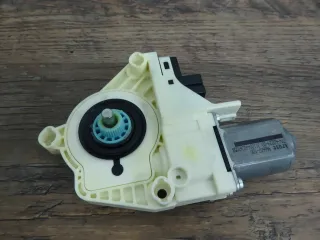 Audi A4 S4 8K A5 A6 Q7 RS6 Fensterhebermotor hinten rechts 8K0959812 - Bild 2