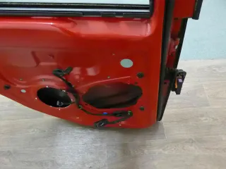 Tür Fahrerseite hinten links VW Golf V 5 Limousine BJ 2006 LY3D Rot 5 Türer - Bild 5