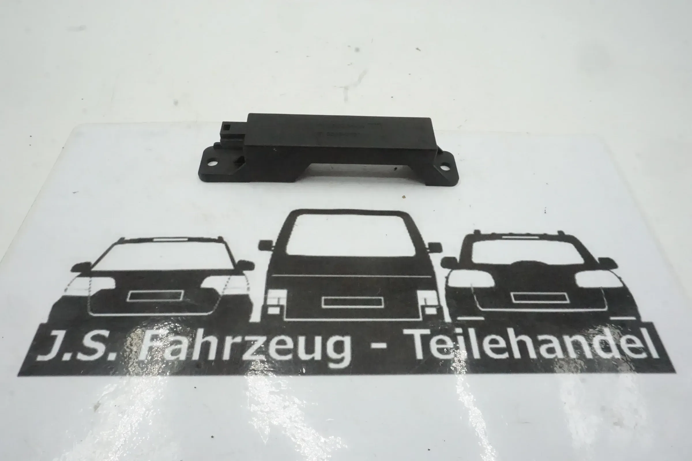 JEEP Grand Cherokee IV WK2 Antenne Keyless Go Entry Kessy Modul 05026444AA - Bild 1