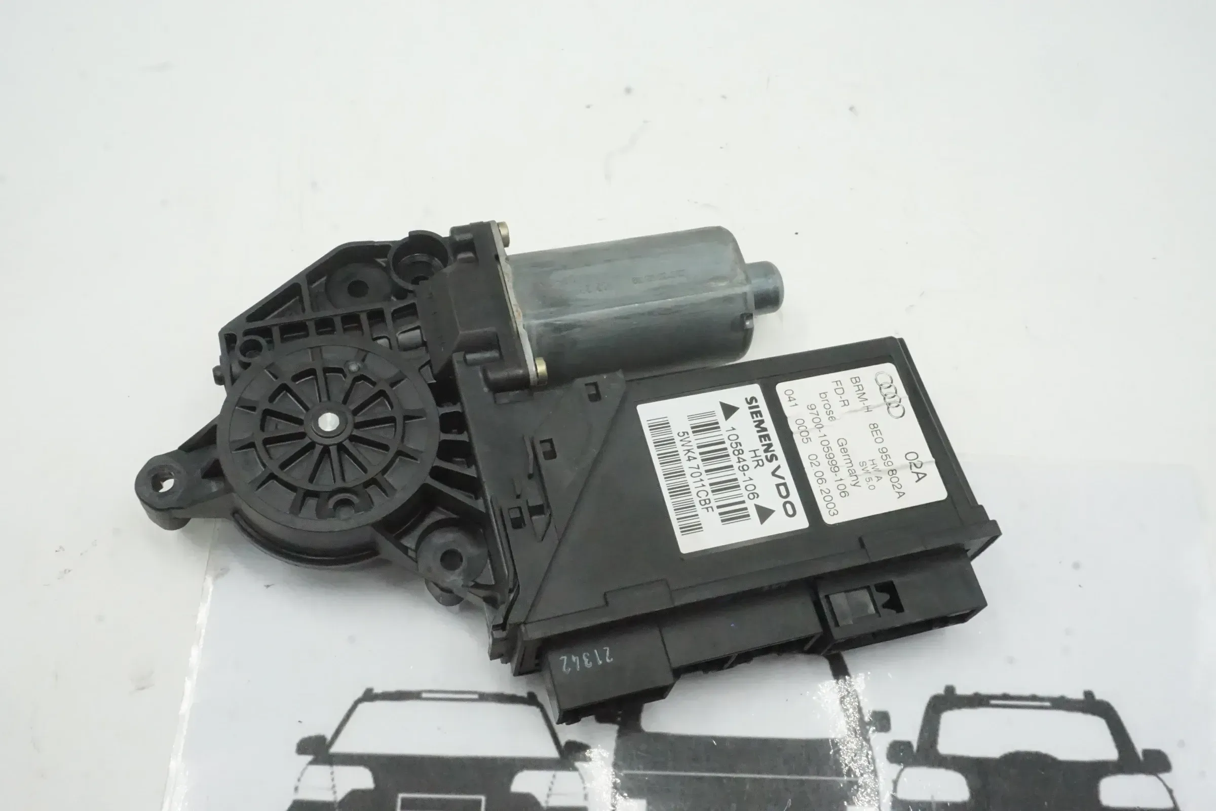 AUDI A4 8E B6 B7 Fensterheber Fensterhebermotor Motor hinten rechts 8E0959802A - Bild 1