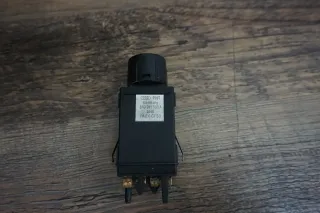 Audi TT 8N Schalter Heckscheibenheizung Heizung Heckscheibe 8N0941503A - Bild 3
