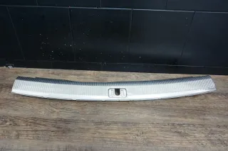 Audi A6 4F Avant Verkleidung Kofferraum Kante Ladekantenabdeckung 4F9864483A - Bild 1
