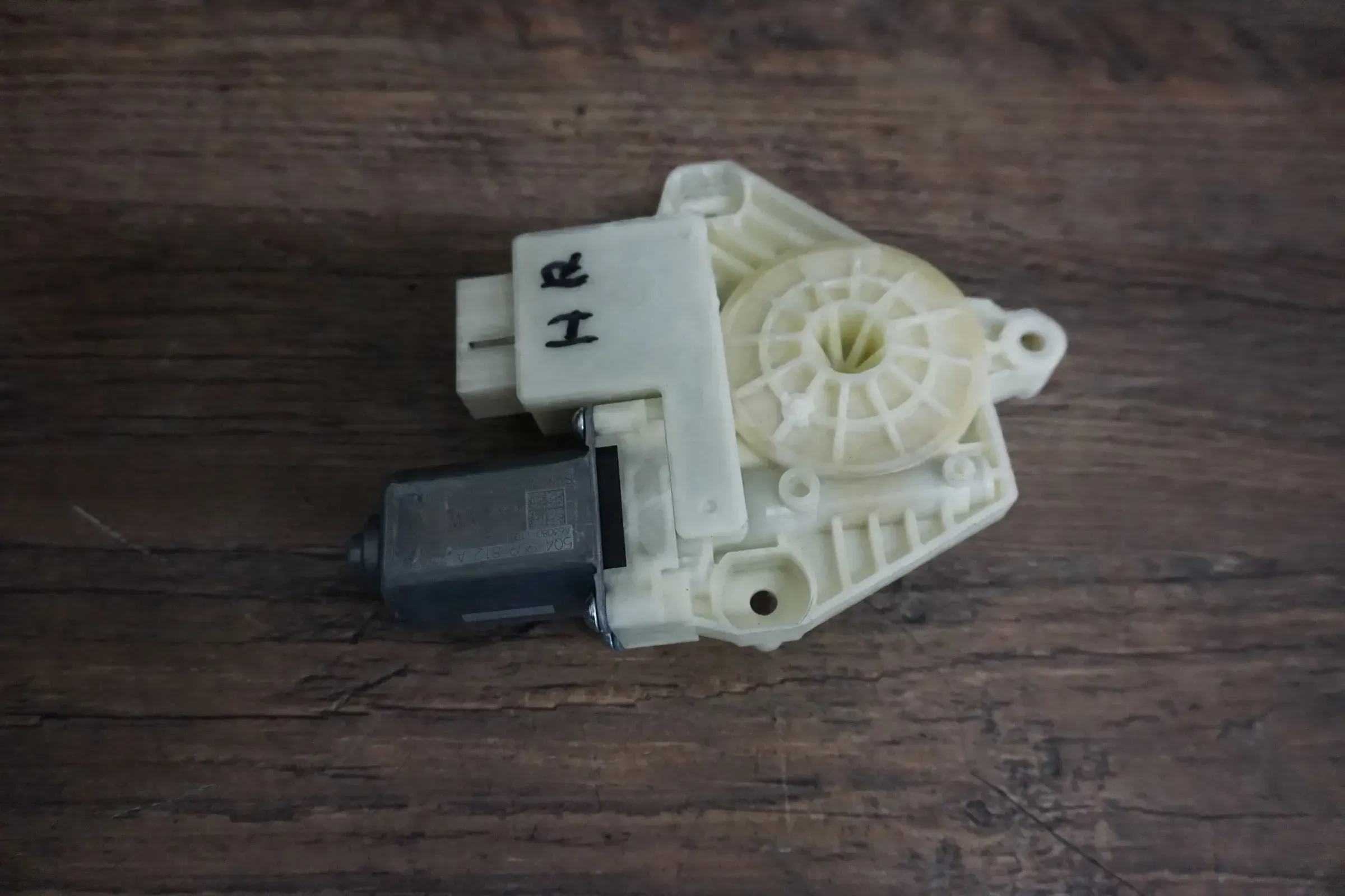VW Golf 7 VII Fensterhebermotor Fensterheber Motor hinten rechts 5Q4959812A - Bild 1