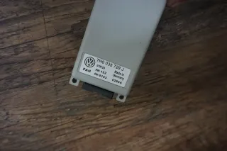 Steuergerät SG Telefonsteuergerät für VW T5 7H 03-09 7H0035729B 7H0035729J - Bild 3
