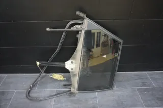 Fensterheber Führung Rechts Hinten 4F0839462 B Audi Audi A6 4F Bj 2007 - Bild 1