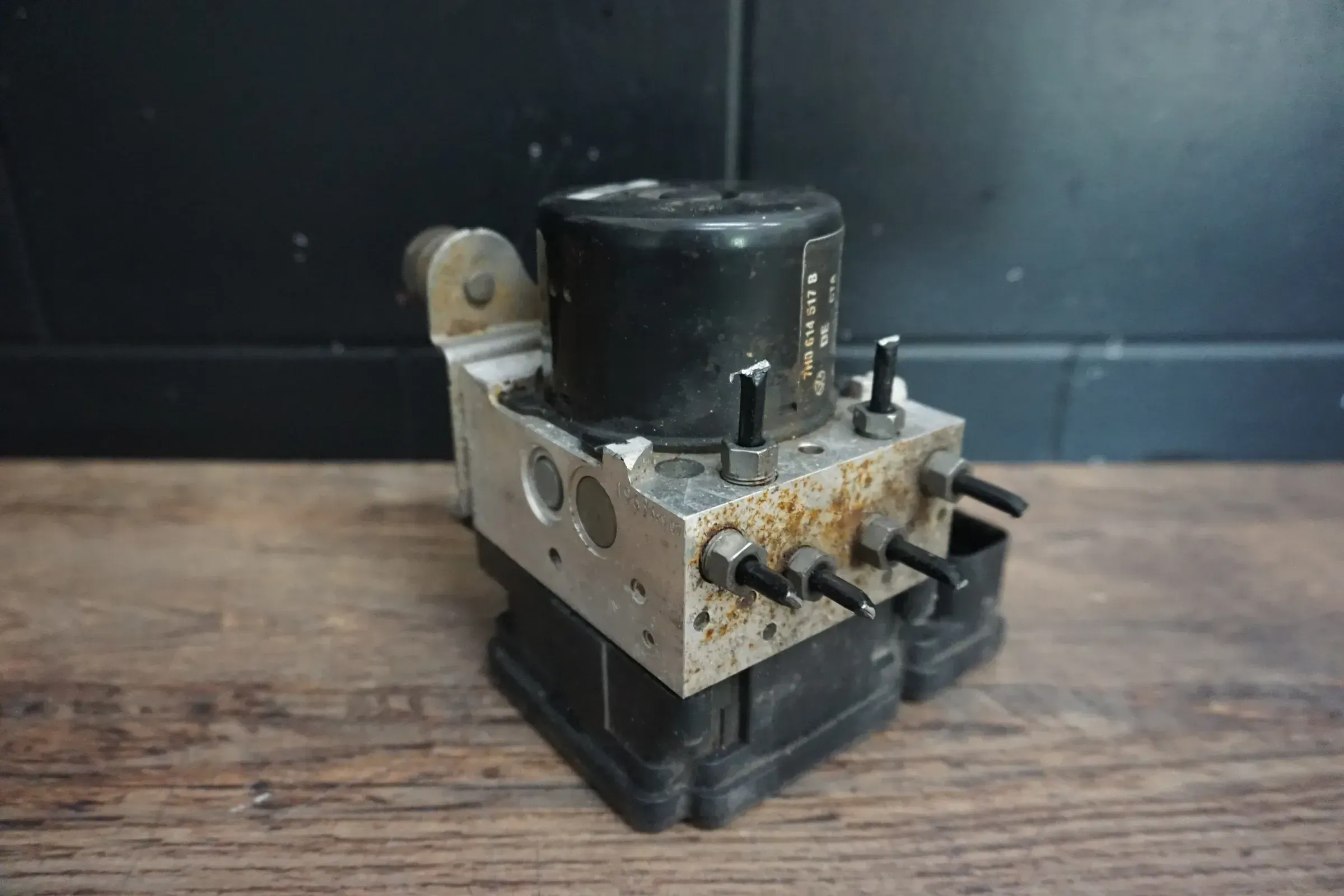 VW T5 Bus Transporter Hydraulikblock ABS Block Steuergerät 7H0614517B 7H0907379R - Bild 1