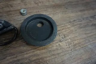 VW T5 CARAVELLE Zurröse Öse Kofferraum Befestigung hinten 7H0863467 Verzurröse - Bild 2