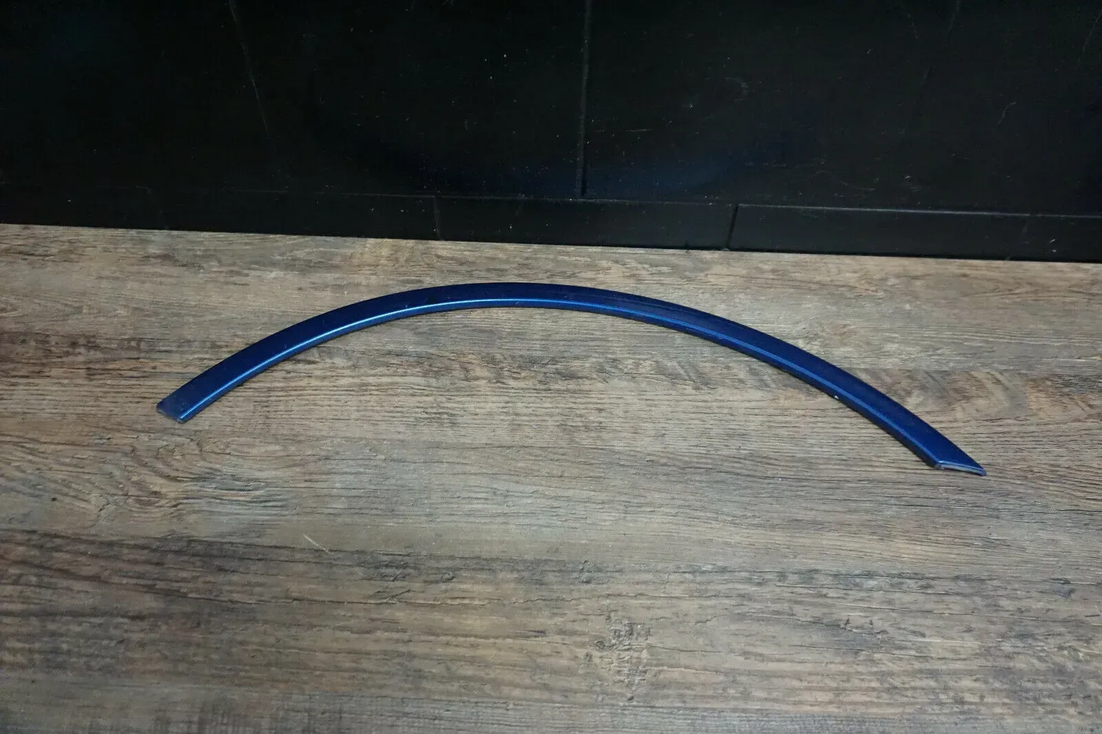Original VW Passat Radhausverbreiterung grundiert links hinten 3C0853827A - Bild 1