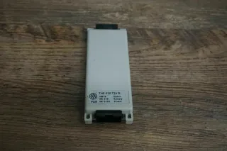 Original VW T5 Telefon Steuergerät Interface Box Modul Handy 7H0035729B - Bild 1