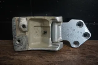 VW T5 T6 Heck Flügeltüren Scharnier 180Grad 7H0827152 LB9A Rechts Oben - Bild 4