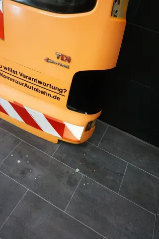 HECKKLAPPE rechts VOLKSWAGEN VW T5 Klapptür Heckklappe orange - Bild 5