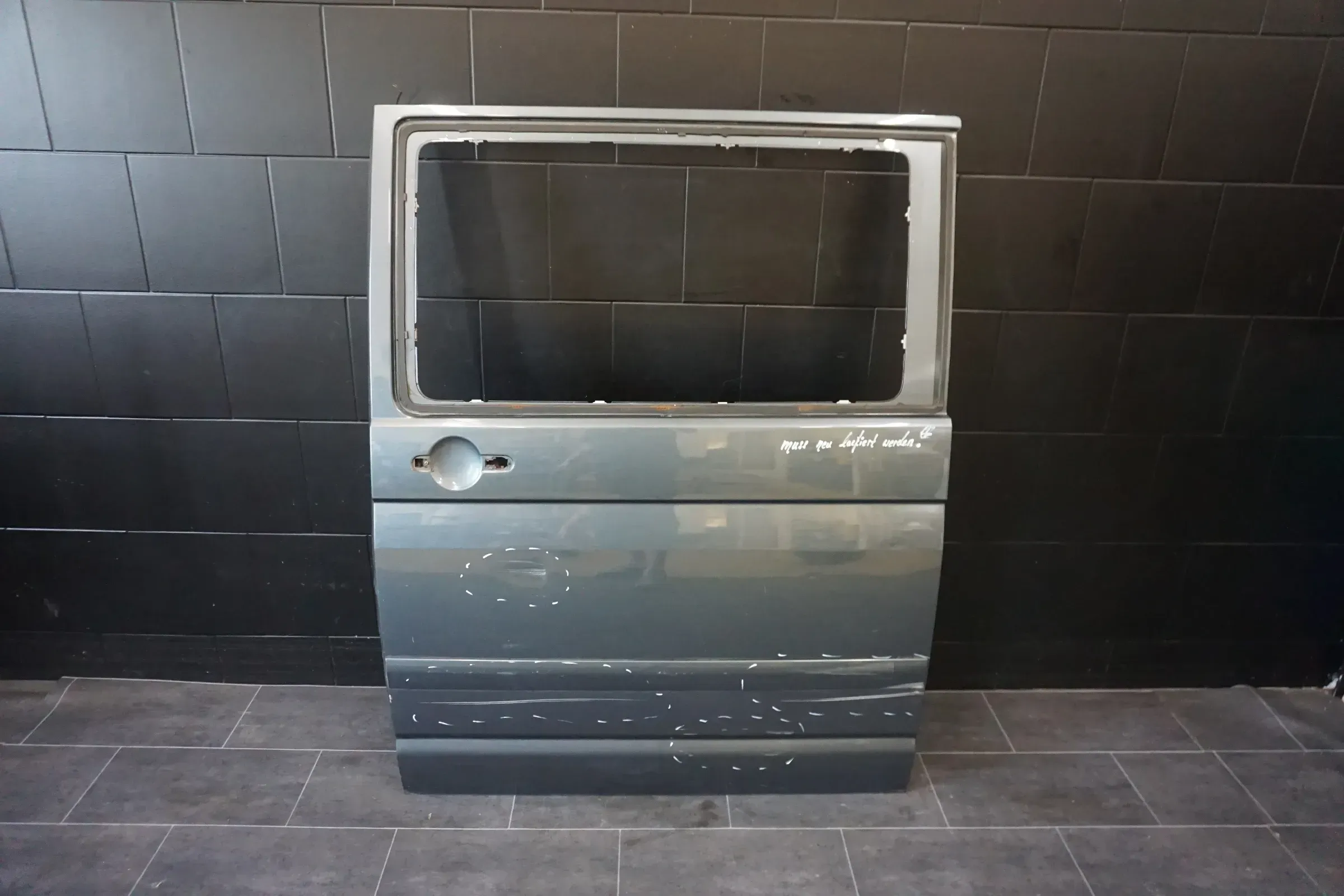 original VW T5 T6 Multivan Transporter Caravelle Schiebetür Seitentür links - Bild 1
