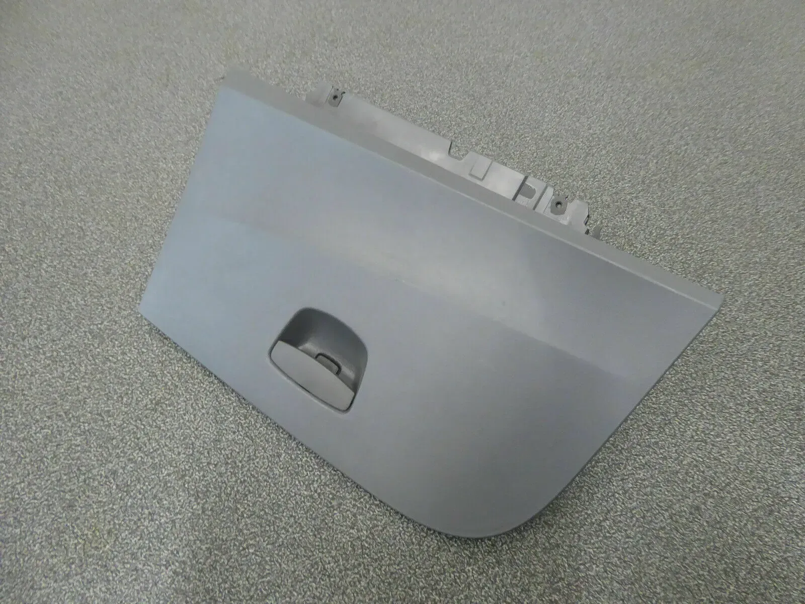 Seat Ibiza 6J Handschuhfach Ablagefach grau 6J0880204A - Bild 1