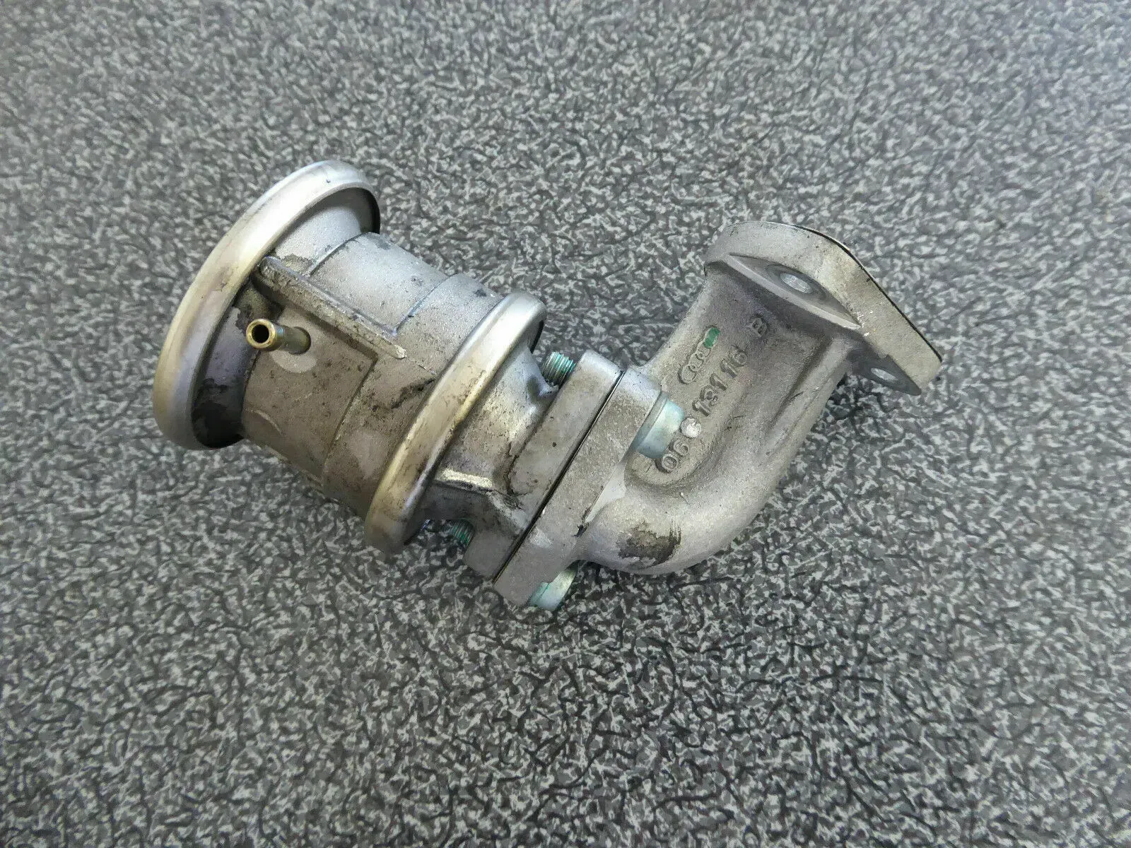 Org Audi A6 4F Kombiventil 06C131102A Sekundärluftpumpe 3.0 ltr 6 Zyl. rechts - Bild 1