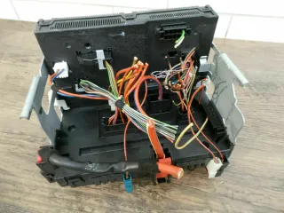 MERCEDES CL W216 Sicherungskasten hinten A2219004600 Fuse Box Rear SAM Module - Bild 4
