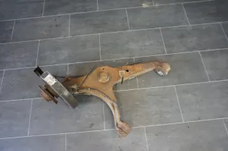 Achsschenkel VW T5 GP 2,0 TDI Radlagergehäuse hinten rechts 7H0501414D Original - Bild 1