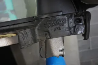 Audi A4 Avant 8E Fensterramen mit Scheibe Fensterheber hinten rechts 8E0839462C - Bild 5