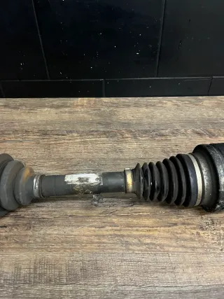 VW T5 2,5TDI 174PS ANTRIEBSWELLE Automatik vorne links 7H0407271AB - Bild 3