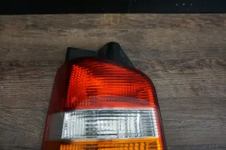 VW T5 7H Bj.07 Rückleuchte Heckleuchte links Heckflügeltüren Klapptür - Bild 2