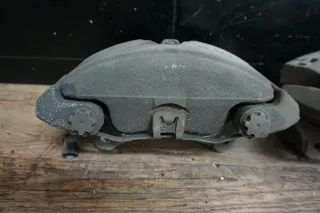 AUDI A4 8K A5 8T  3,0 TDI Bremssattel vorn vorne rechts links Bremse - Bild 3