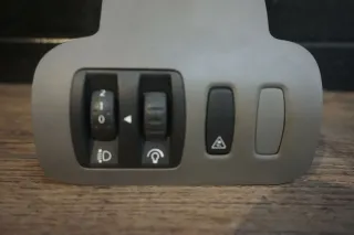 Schalter Höhenverstellung Baujahr 2005 8200140984Am Renault Scenic - Bild 3