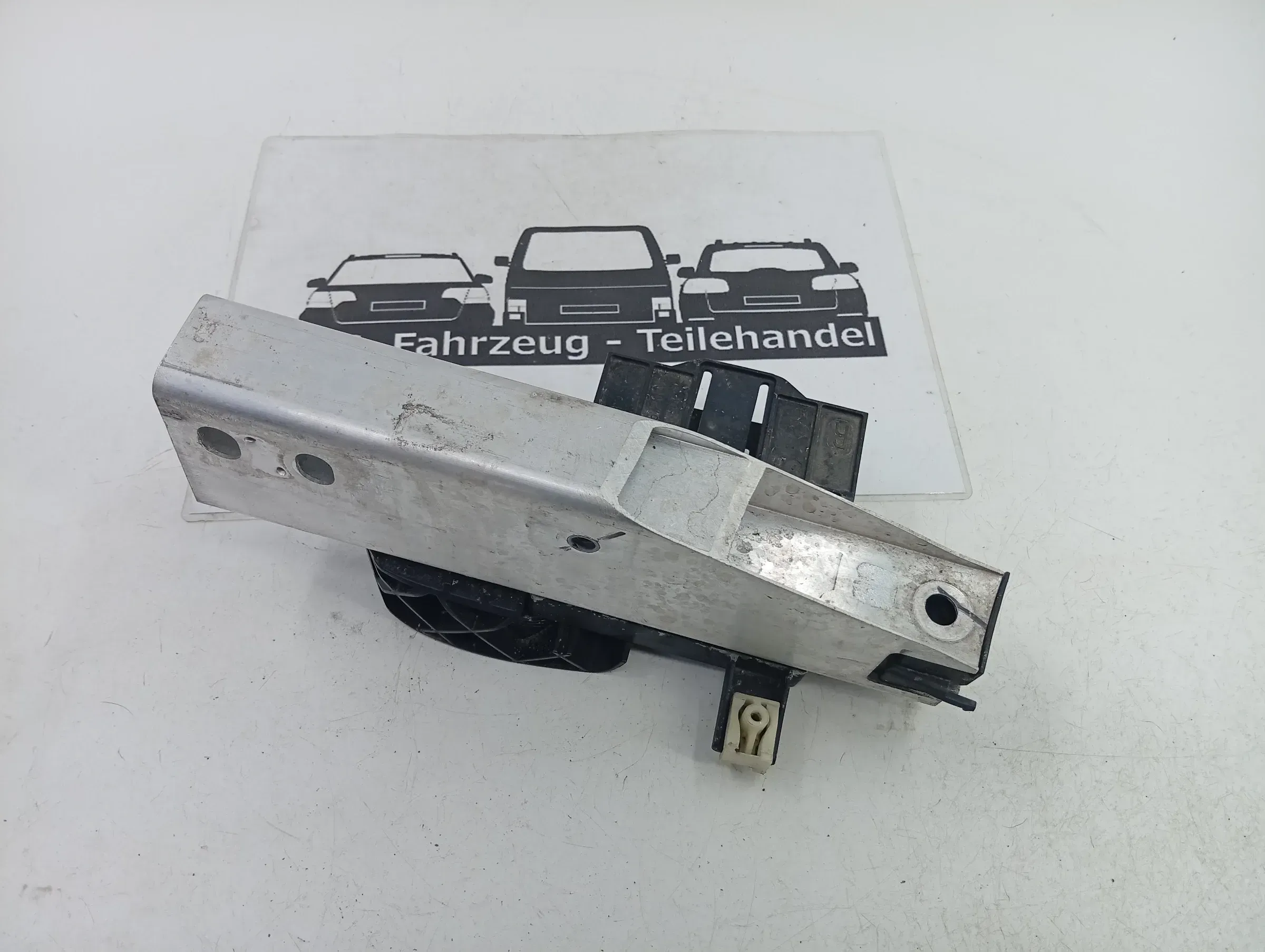 BMW Halter Stoßstange 8071606 VORNE RECHTS - Bild 1