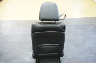 Dodge Challenger R/T 14 Sitz Beifahrersitz Leder Sitzheizung rechts Schwarz Rot - Bild 6