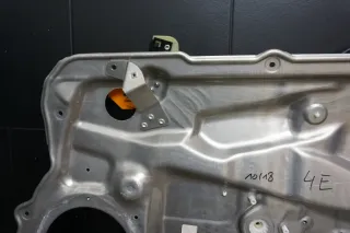 Audi A8 D3 4E Aufnahmeblech Fensterheber Fensterführung VR 4E0837850 4E0837850B - Bild 3