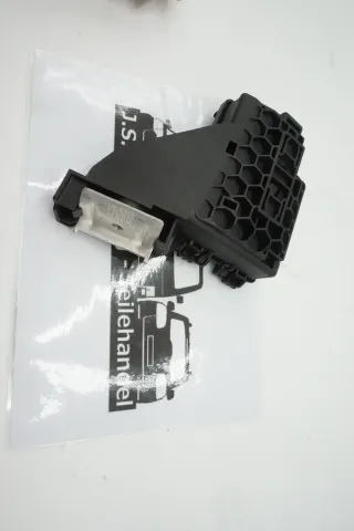 Sicherungskasten Audi A8 4E Halter Batterieüberlastungsschutz 4E0971845F - Bild 5