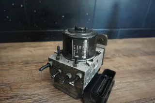 VW T5 7E Modell 2011 ABS Block Hydroaggregat 2.0TDI 7E0614517C 7E0907379G - Bild 3
