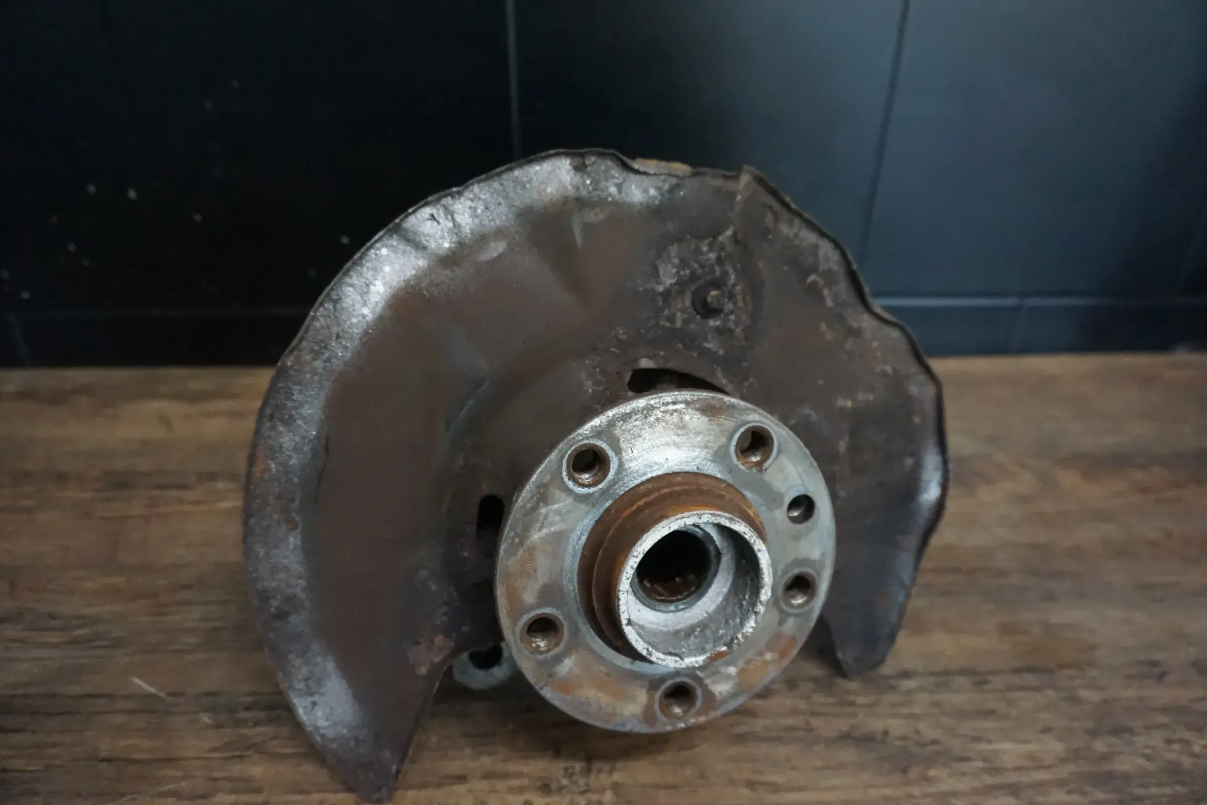 VW T5 7H Achsschenkel vorne links 85mm Achsträger Radlager Achsnabe 7H0257G - Bild 1