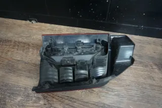 VW T5 Bus Rückleuchte Rücklicht rechts Heckklappe Hella 7H0945096G - Bild 4
