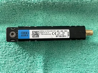 Audi A3 8V Antennenverstärker Verstärker Antenne 8V7035225A - Bild 1