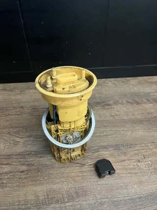 Orig VW T5 Kraftstoffpumpe Vorförderpumpe Vorförder Kraftstoff Pumpe 7H0919050D - Bild 1