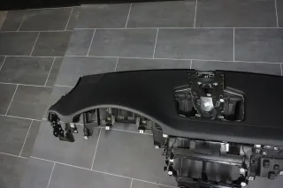 Porsche 9Y Cayenne Armaturenbrett Schalttafelverkleidung Schwarz komplett - Bild 3