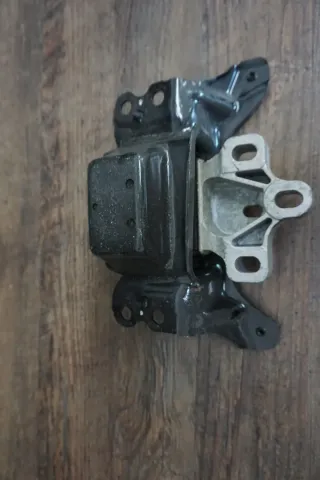 Original VW Audi Seat Skoda Getriebelager Motorhalter Getriebehalter 5Q0199555AP - Bild 2