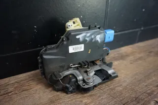 Volkswagen VW T5 Türschloss Türverriegelung vorne rechts 3B1837016CC - Bild 2