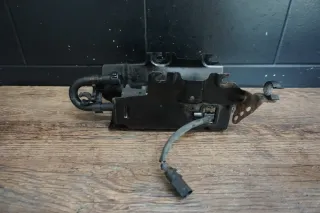 VW T5 2,0TDI 180PS HALTER KRAFTSTOFFPUMPE DIESEL PUMPE 7E0127223 - Bild 1