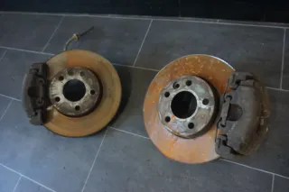VW T5 Bremse vorn vorne Komplett Set 2.0 TDI Bremsanlage Vorderachse - Bild 3