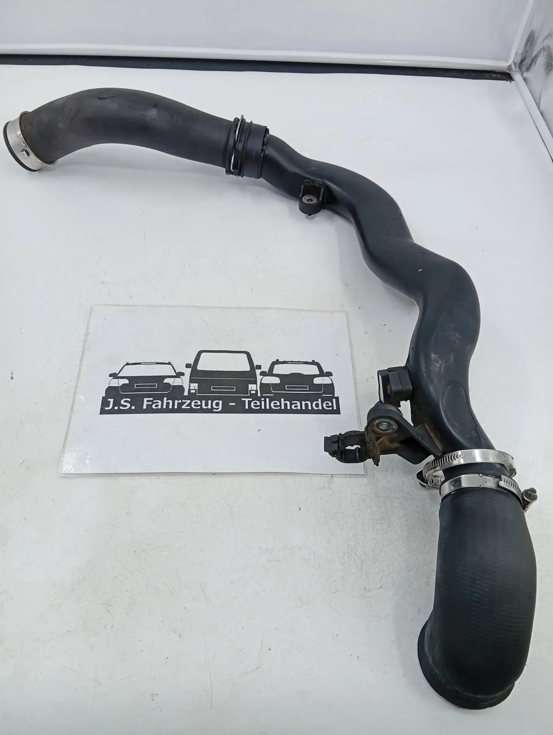 Ladeluftschlauch Ladeluftrohr Ladedruckrohr 1K0145770AK VW Golf Jetta Passat Scirocco - Bild 1