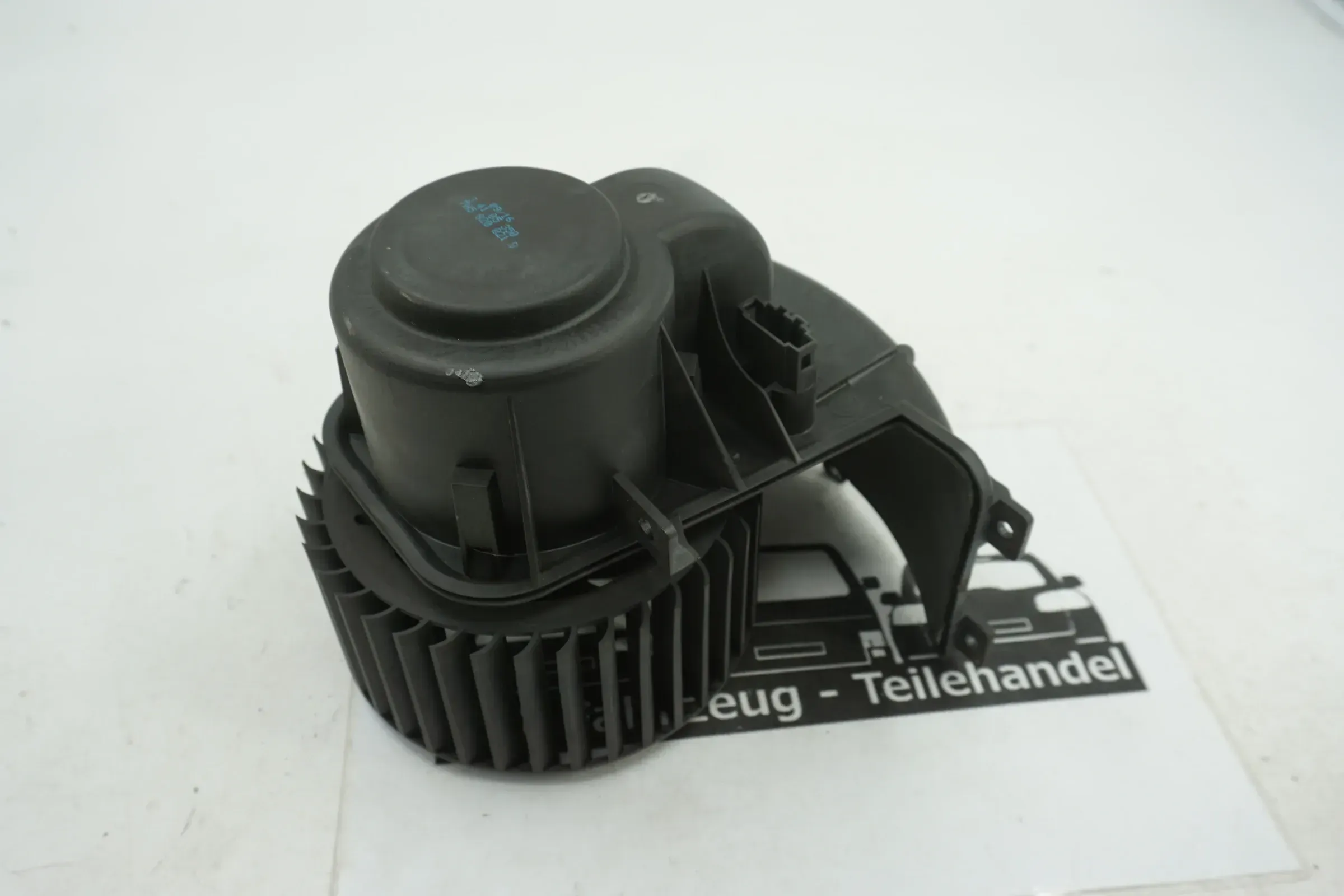 Original VW T5 T6 7H5820021B Innenraumgebläse Gebläsemotor Lüftung - Bild 1