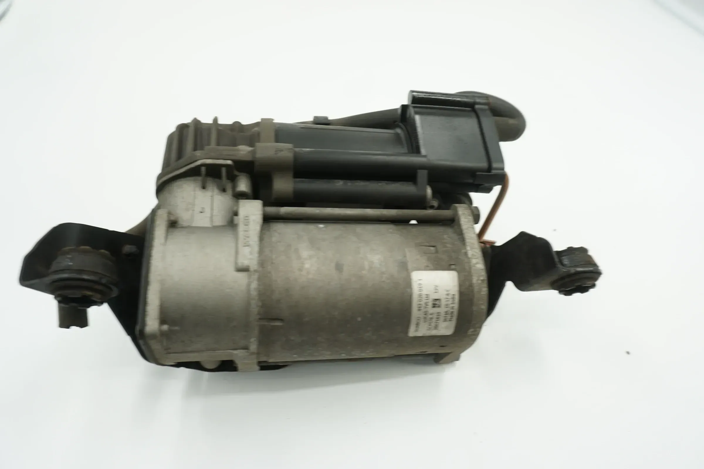 Mercedes W205 W213 W253 Kompressor Luftfederung Niveauregulierung 2133200004 - Bild 1