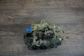 Volkswagen VW T5 Türschloss Türverriegelung vorne rechts 3B1837016CC - Bild 2